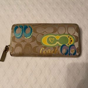 Coach wallet!